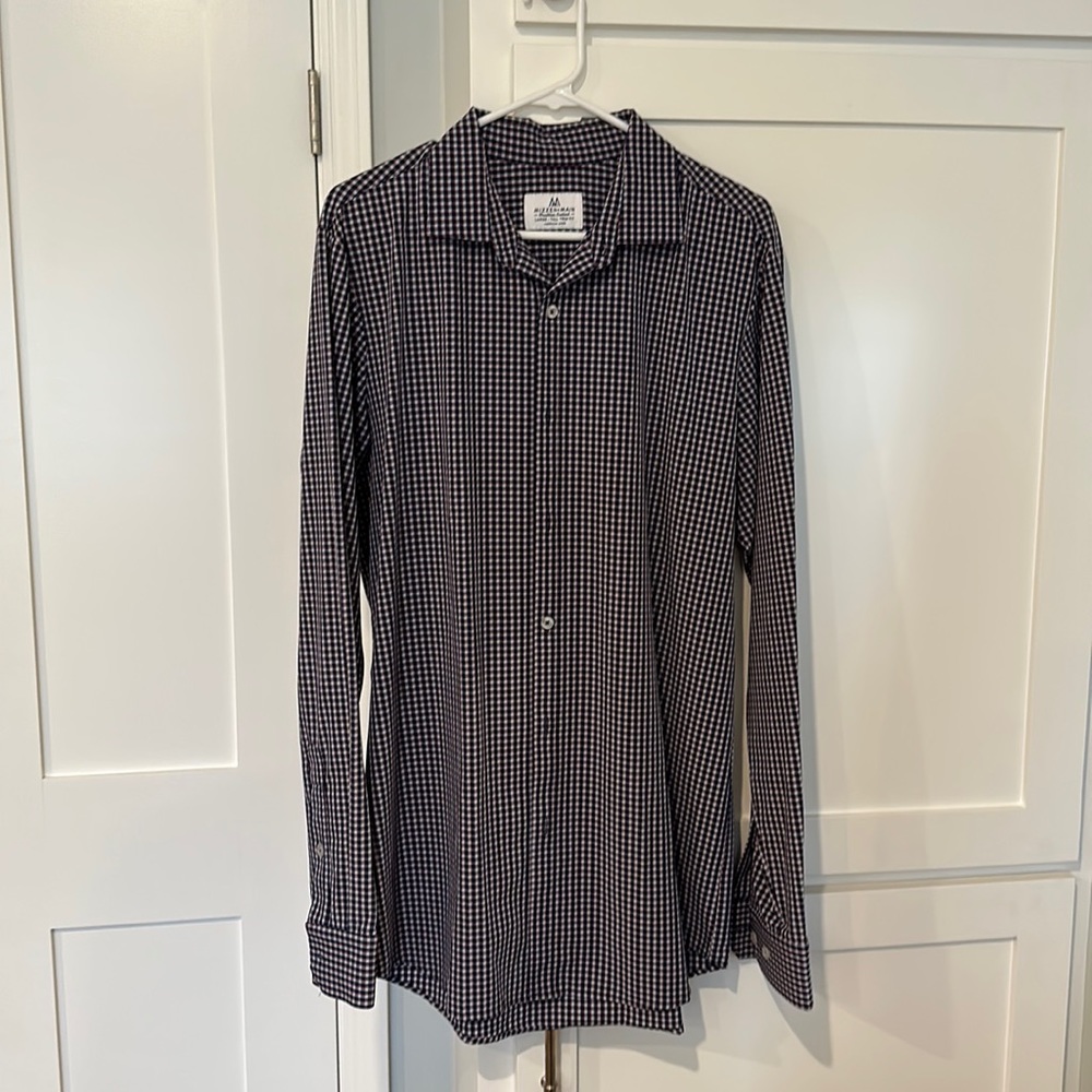 Mizzen & Main dress shirt. Large, trim, tall.